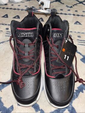 And1 Men’s Black Sneakers with Red Trim and Red-Black Laces! Size 11 NWT!